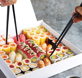 Plateaux de sushis nouvelles créations / Mix sushis of new creations